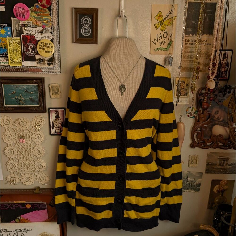 Striped Button Down Cardigan Sweater Women's Large/XL Navy Yellow